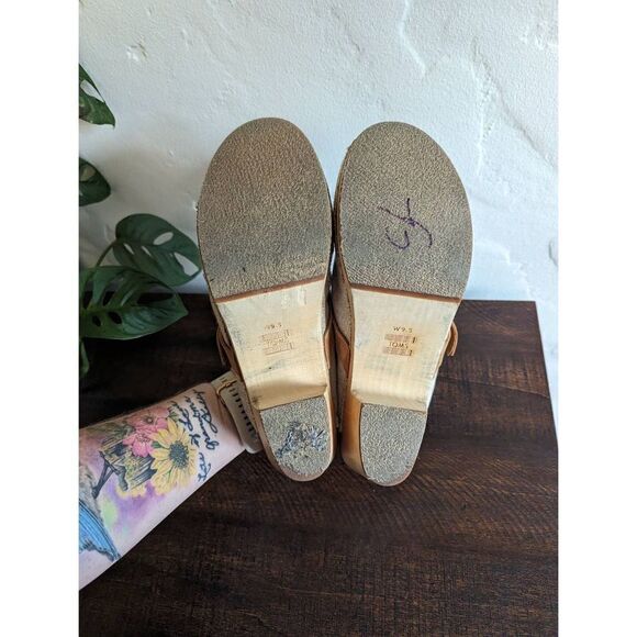 Toms Elisa Canvas Embroidered Wooden Heeled Clog Shoes - Size 9.5 - Picture 7 of 11